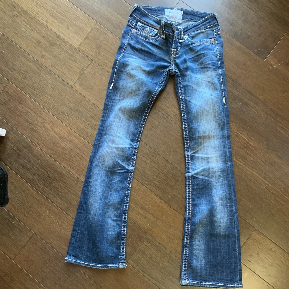 Woman’s big star. Size 25R. Like new
